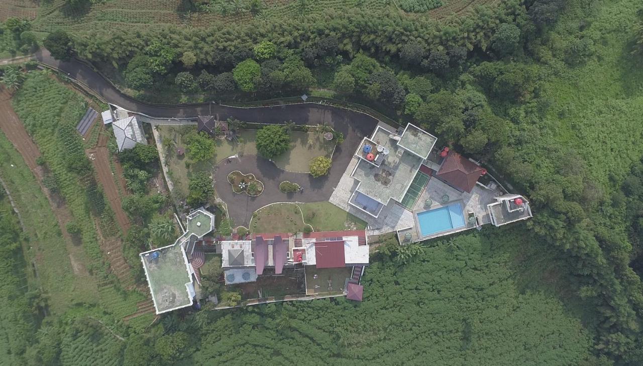 Villa Bukit Berkat Bogor Exterior foto
