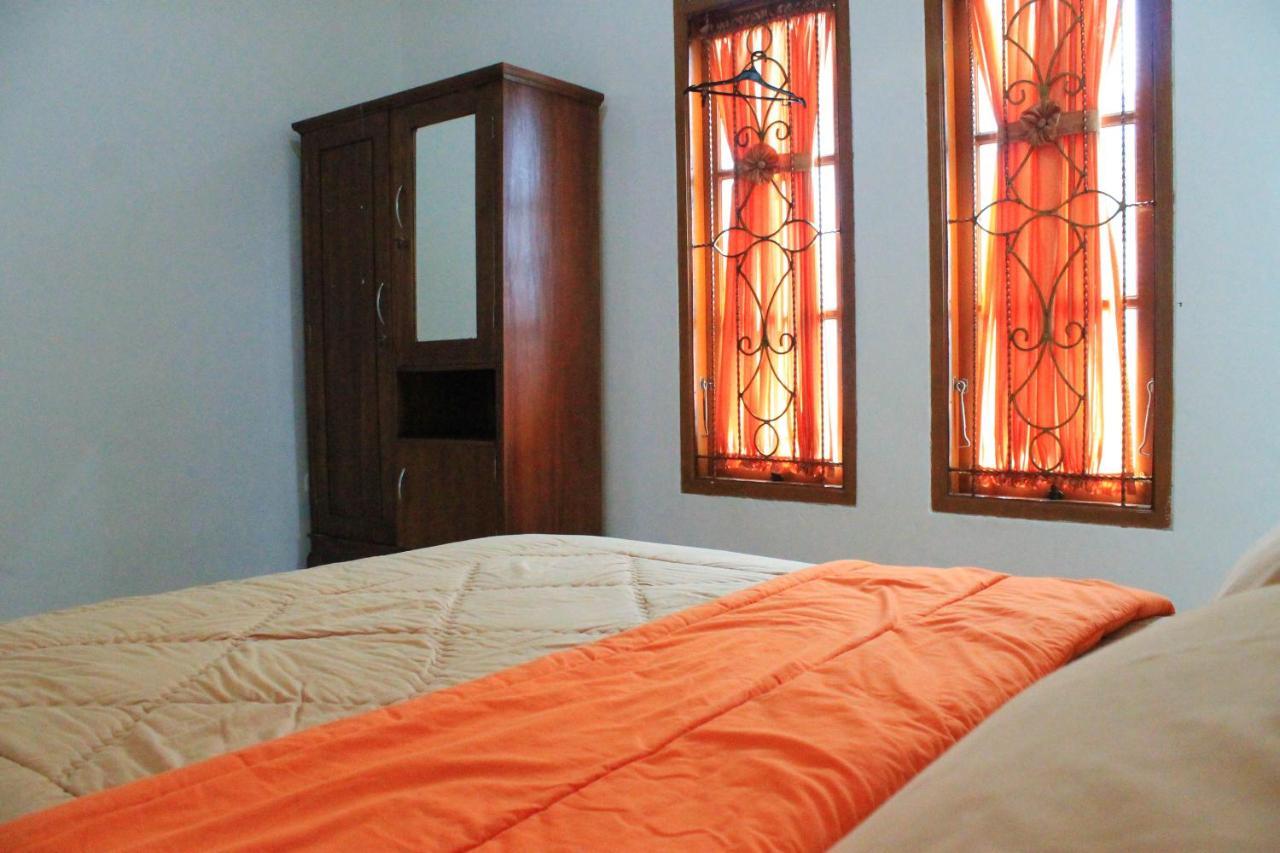 Villa Bukit Berkat Bogor Exterior foto