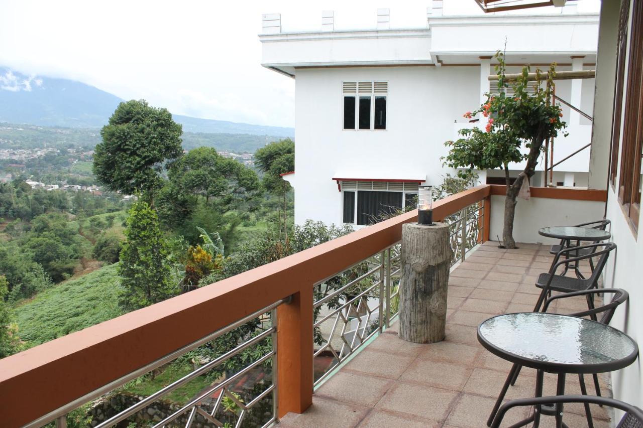 Villa Bukit Berkat Bogor Exterior foto